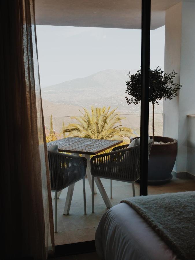 Surya Guest House โอเฮน ภายนอก รูปภาพ